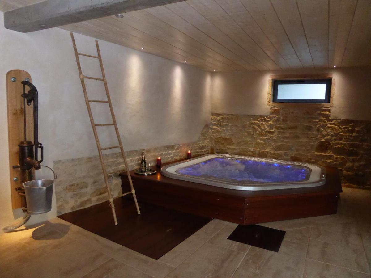 Gite Stone & Spa Chasselay ภายนอก รูปภาพ