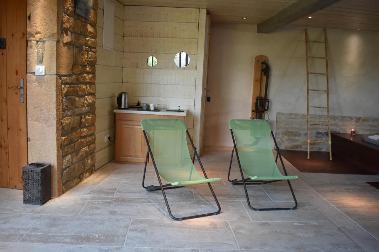 Gite Stone & Spa Chasselay ภายนอก รูปภาพ